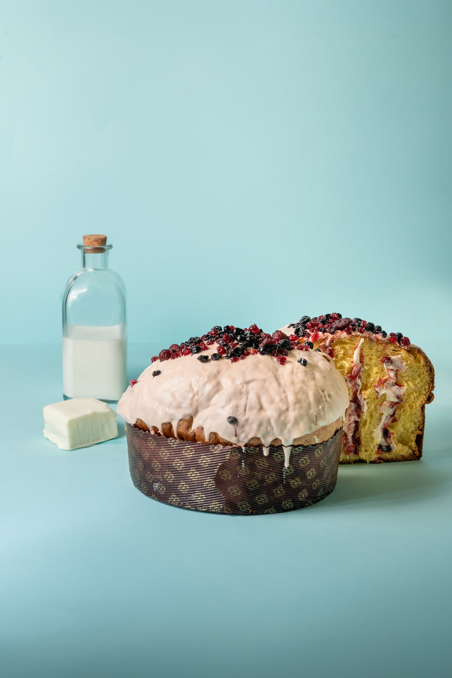 Buffalo panettone with berries