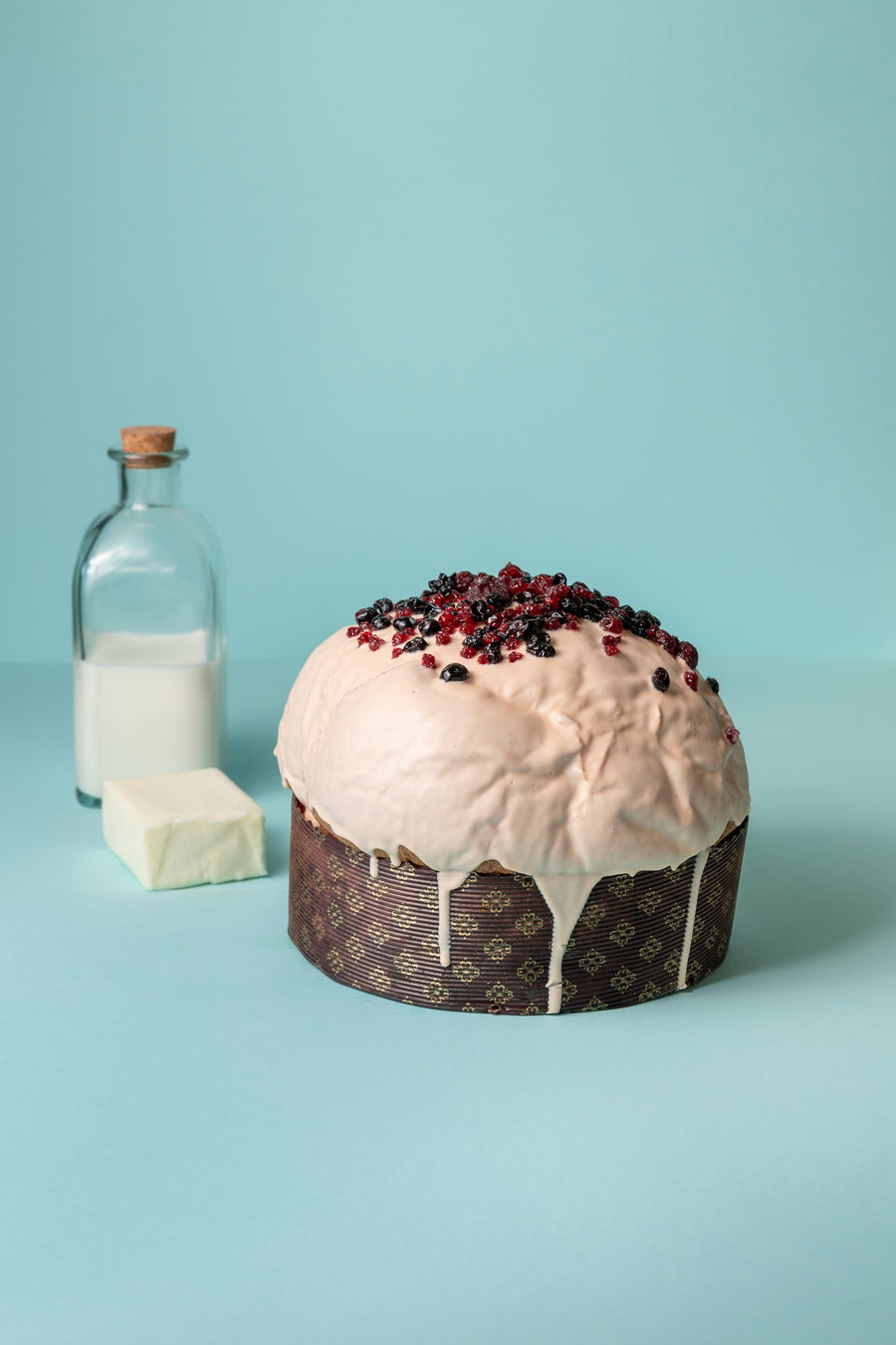 Buffalo panettone with berries