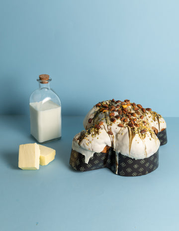 Buffalo panettone with pistachio