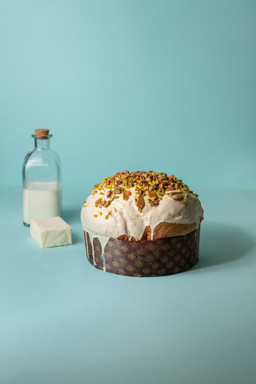 Buffalo panettone with pistachio